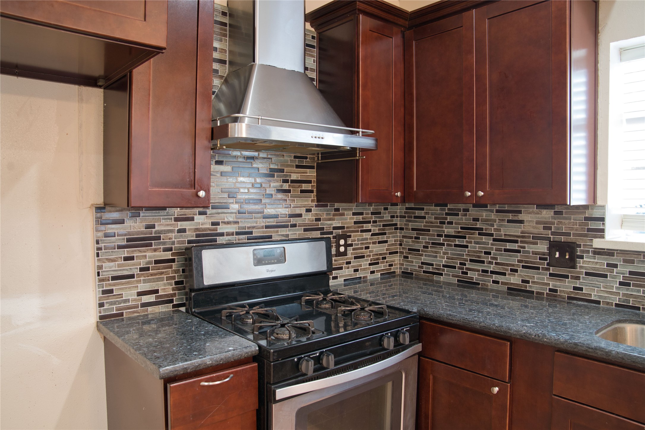 5226 Prairie Creek Drive Property Photo 9