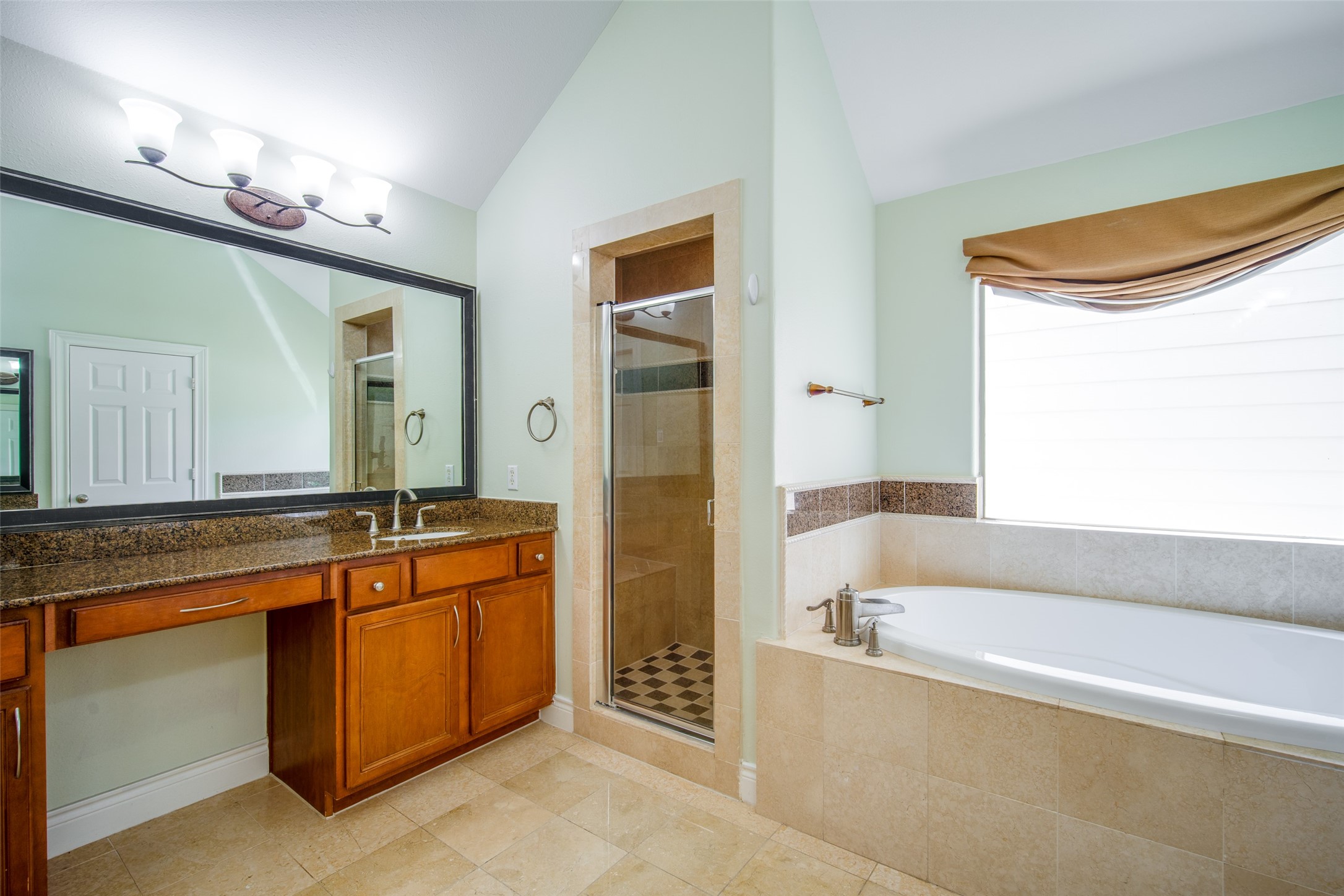 9147 Lago Crest Drive Property Photo 30