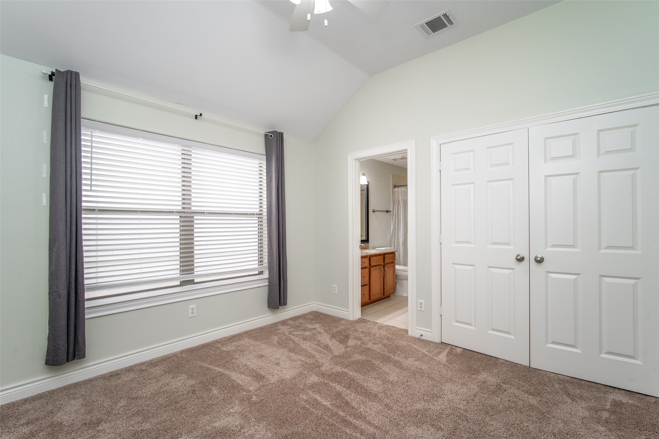 9147 Lago Crest Drive Property Photo 31