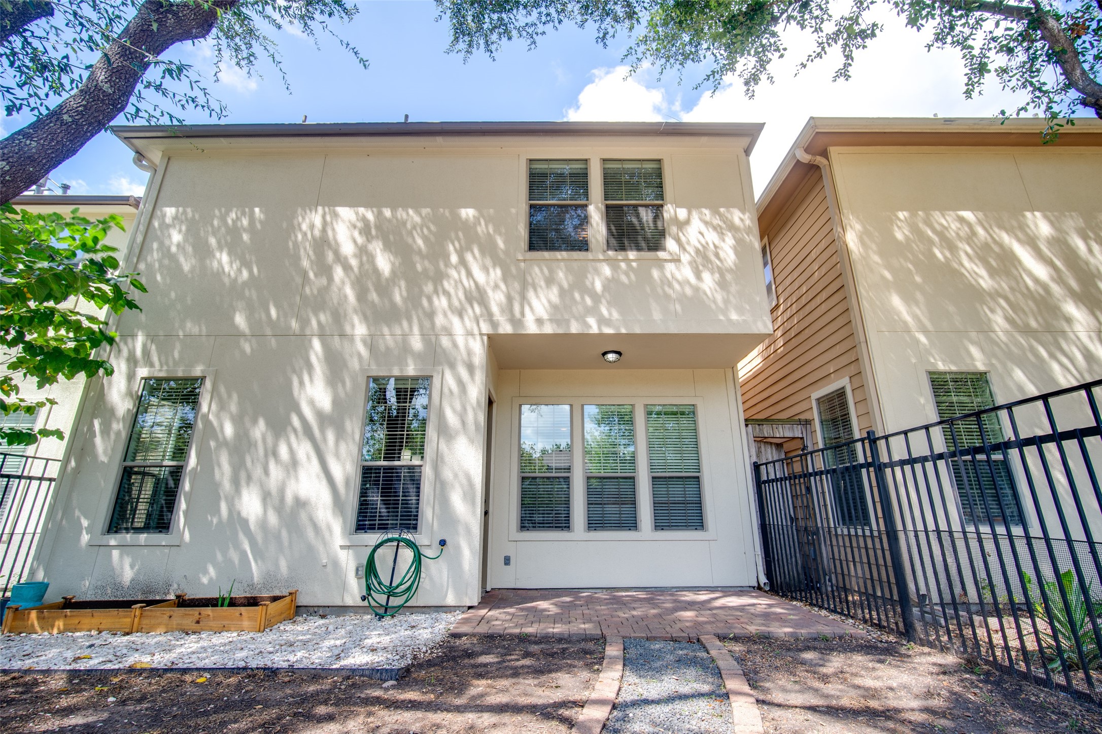 9147 Lago Crest Drive Property Photo 39