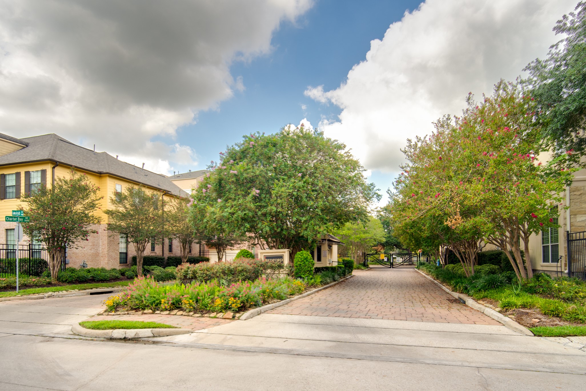 9147 Lago Crest Drive Property Photo 46