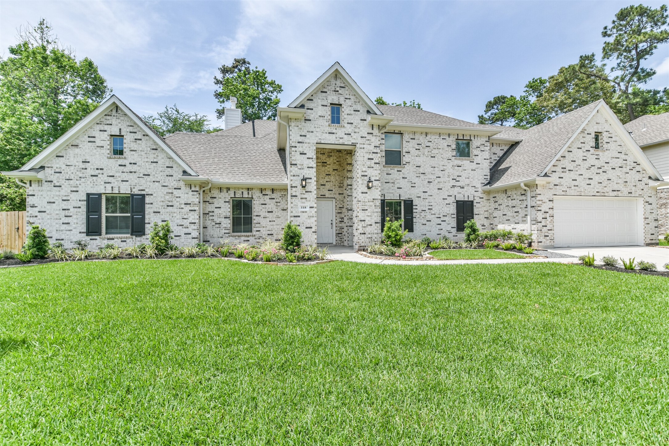 118 Prairie Dawn Circle Property Photo 1