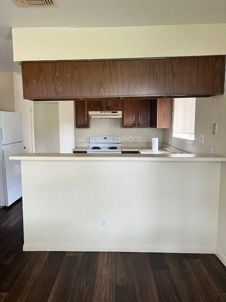 4409 Rattan Avenue Property Photo 6