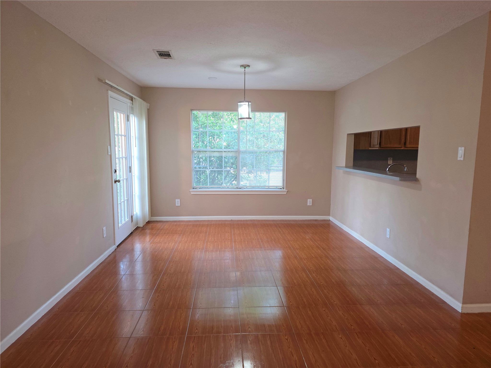 414 Texas Street Property Photo 7
