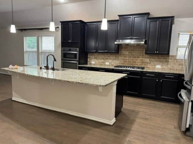 6710 Greenwood Valley Place Property Photo 7