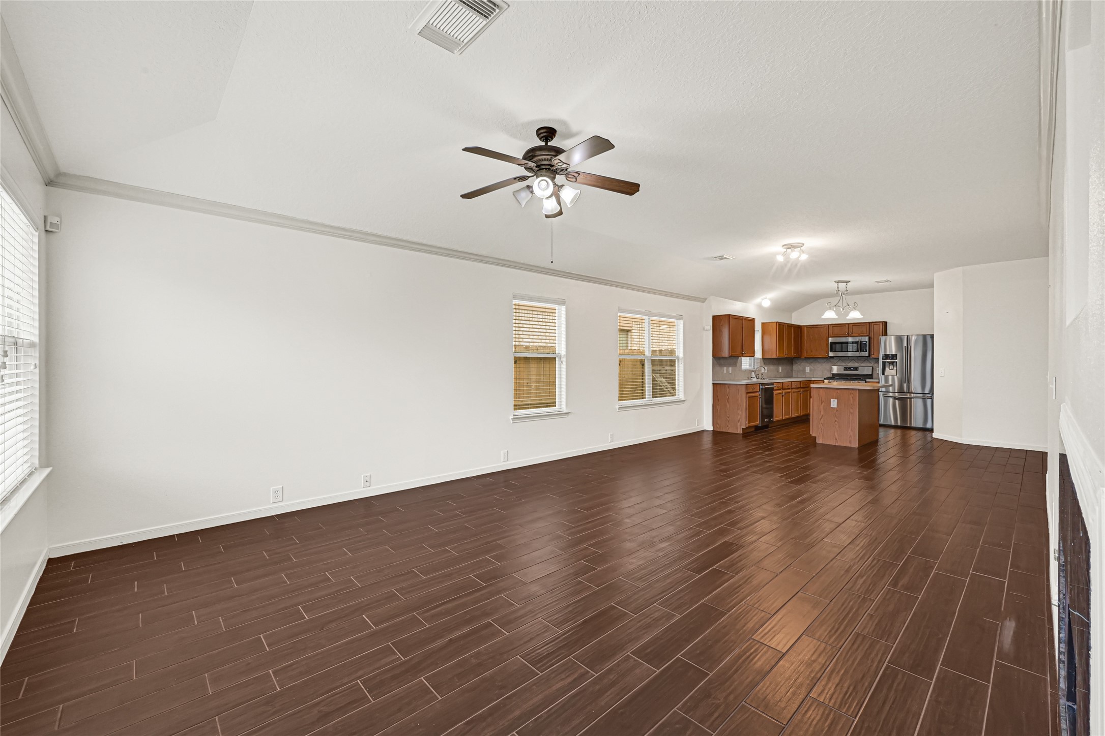 18314 Valiant Brook Court Property Photo 9