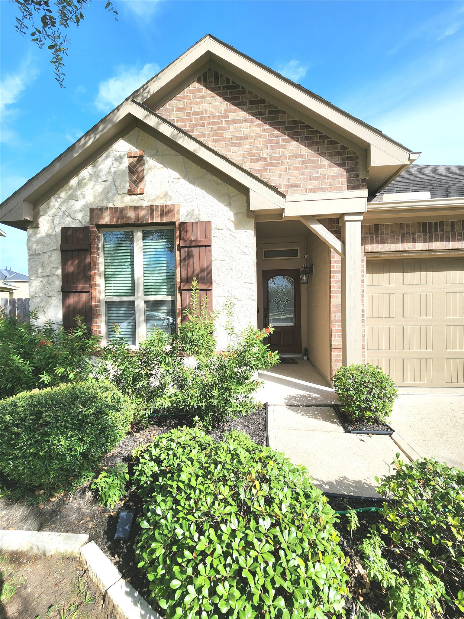 20607 Summer Retreat Lane Property Photo 5