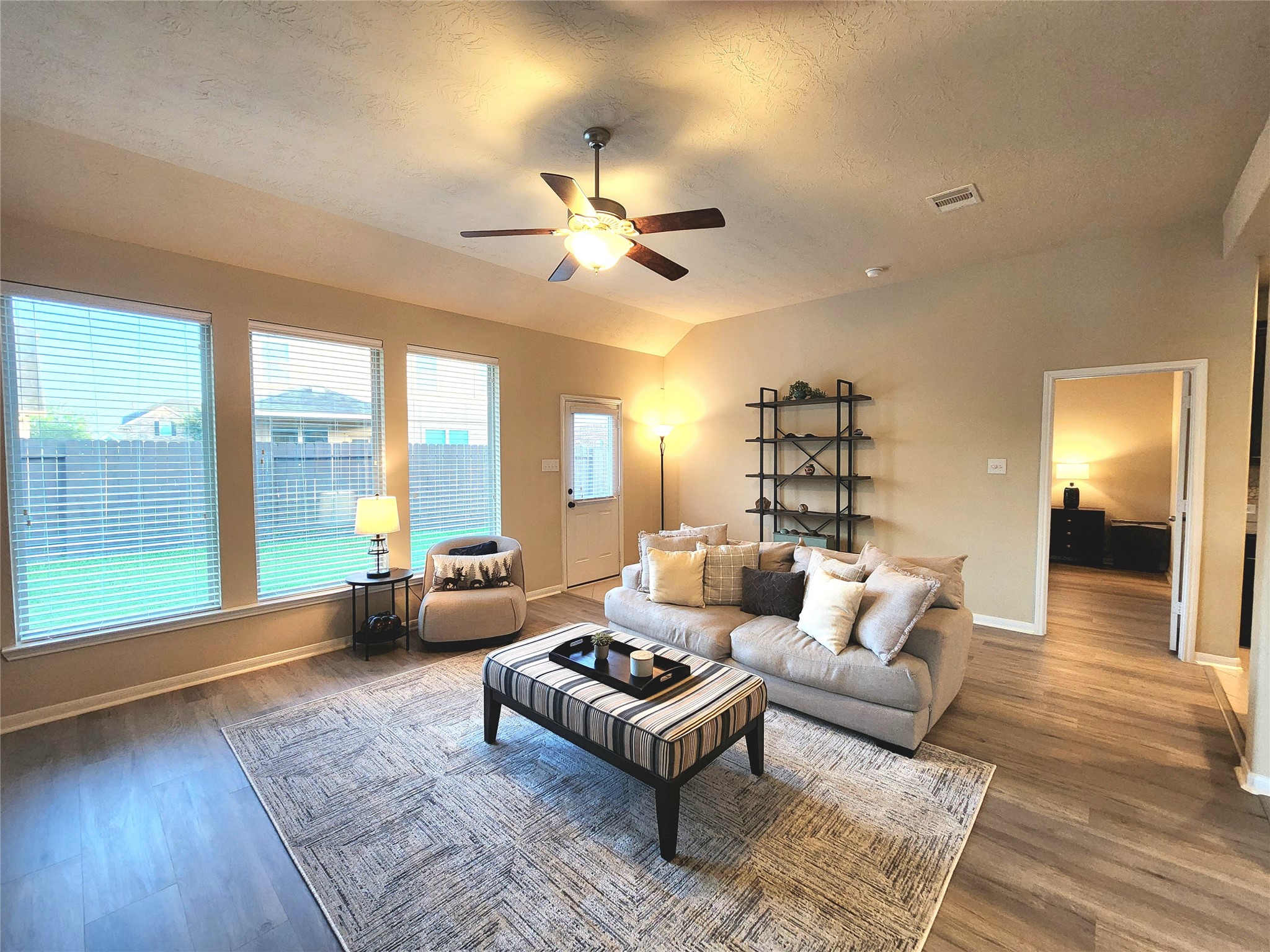 20607 Summer Retreat Lane Property Photo 11