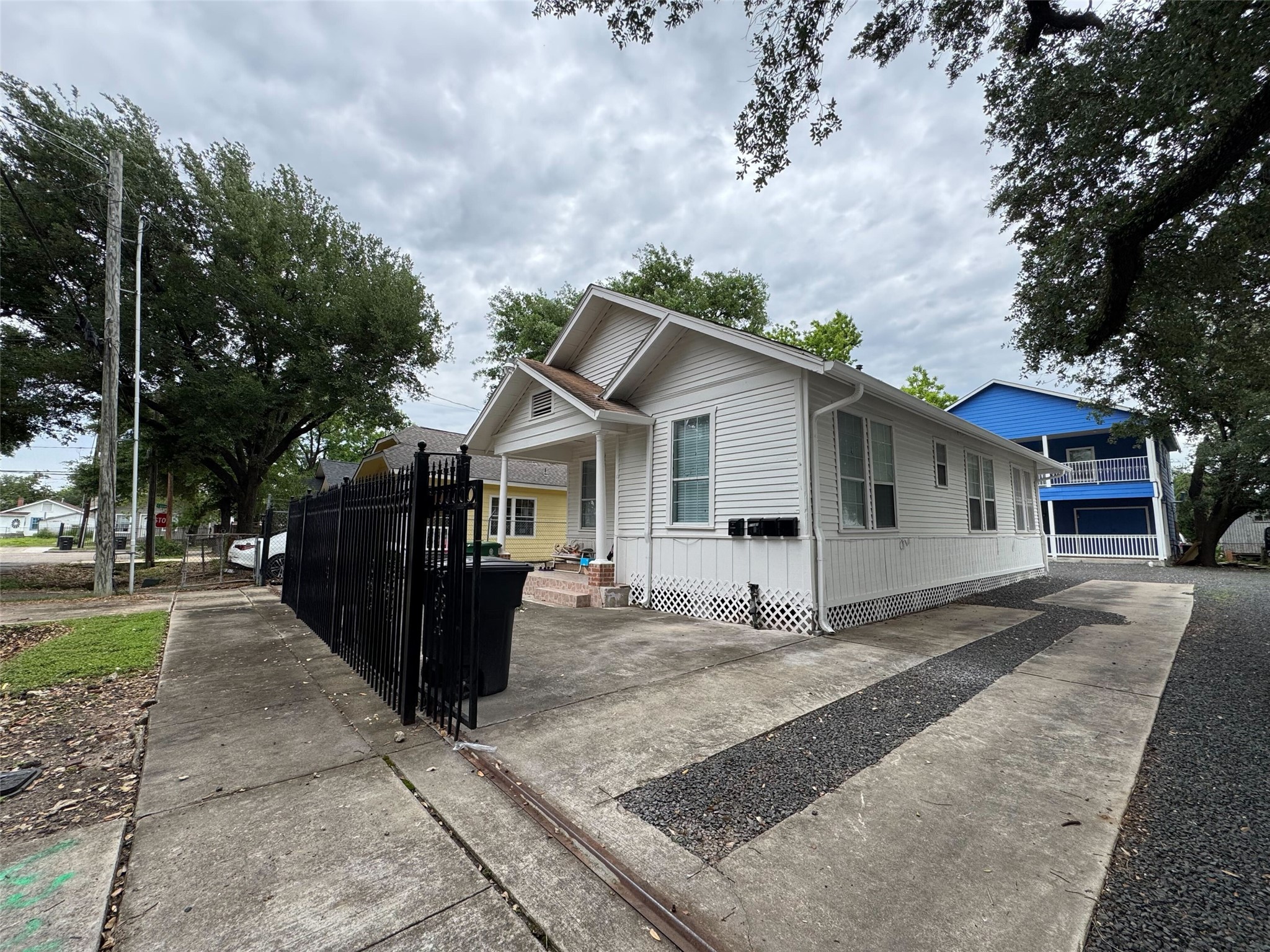 15 Stiles Street Property Photo 1