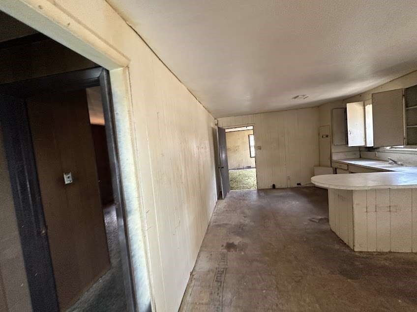 15981 Fm 31 Property Photo 4