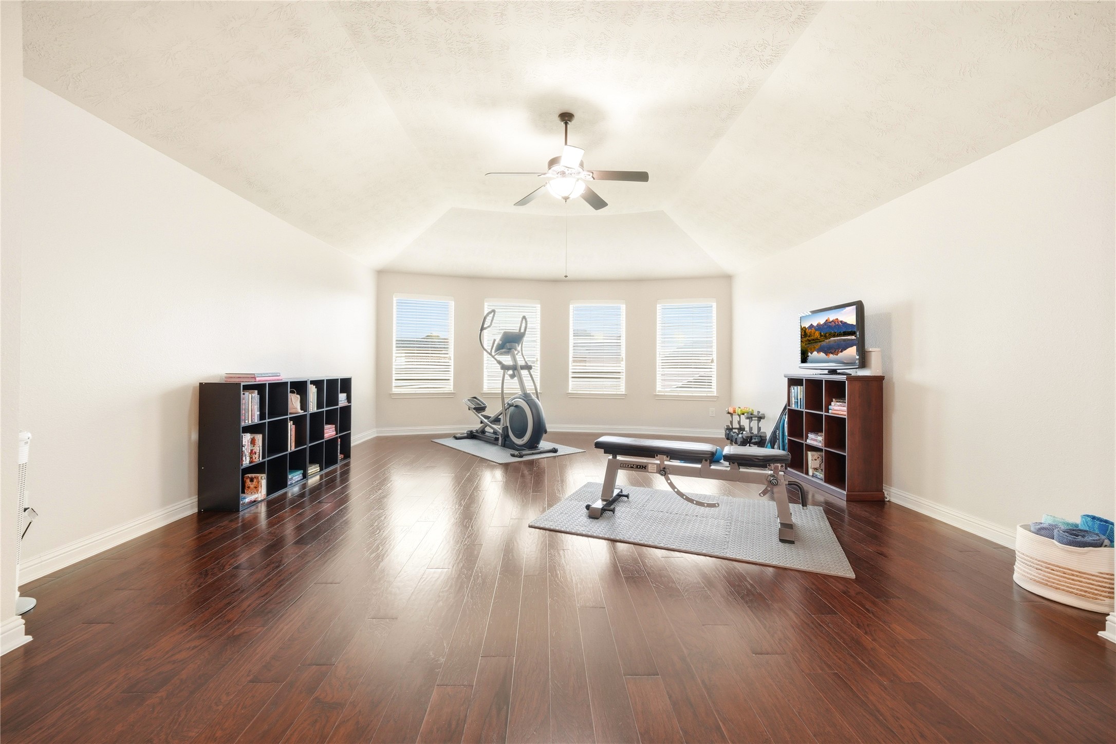 10507 Texas Redbud Court Property Photo 28