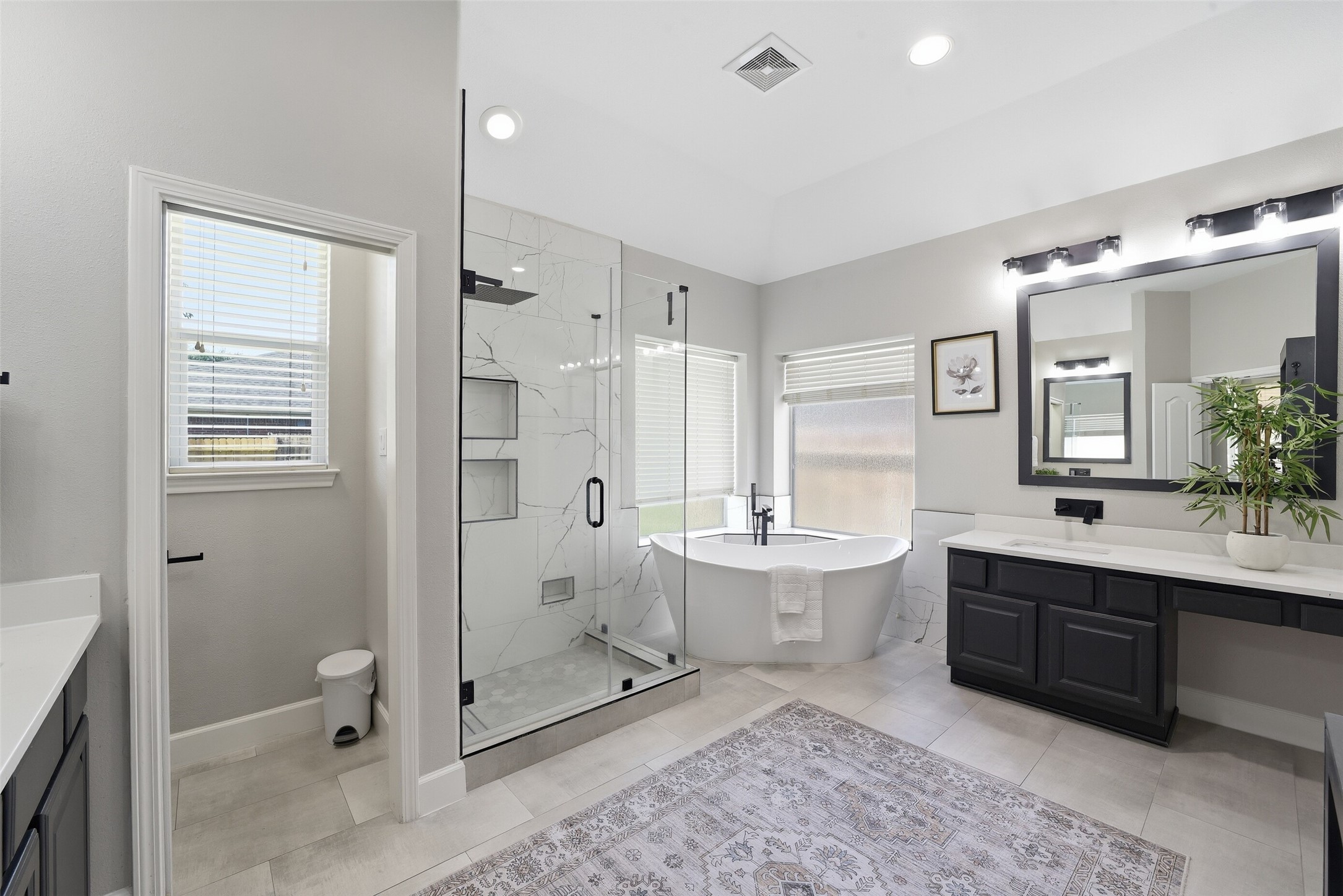 2710 Golden Larch Drive Property Photo 24