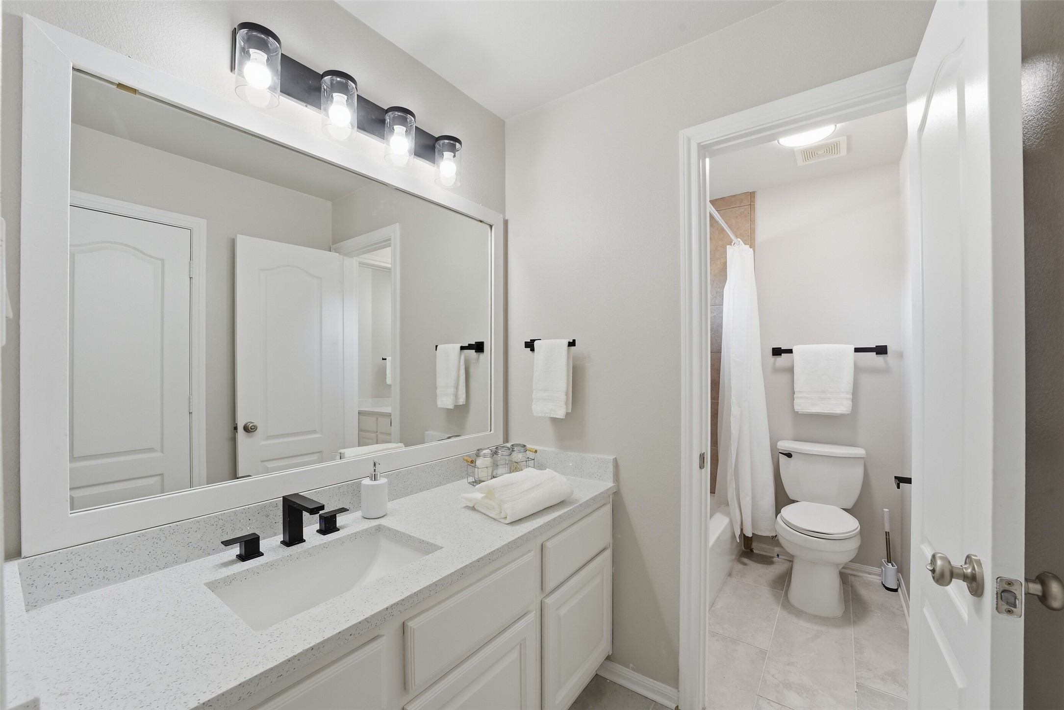 2710 Golden Larch Drive Property Photo 35