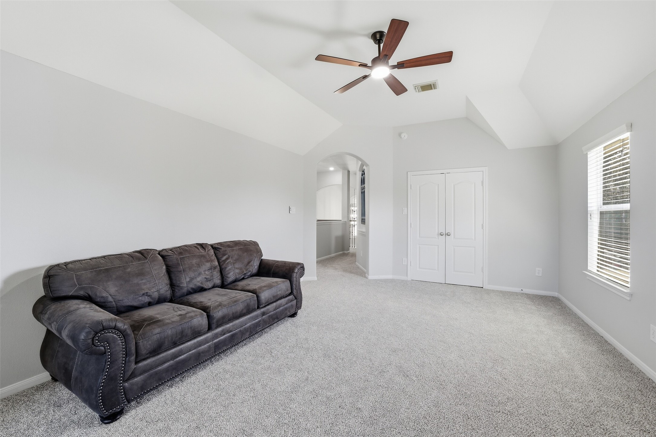 2710 Golden Larch Drive Property Photo 38