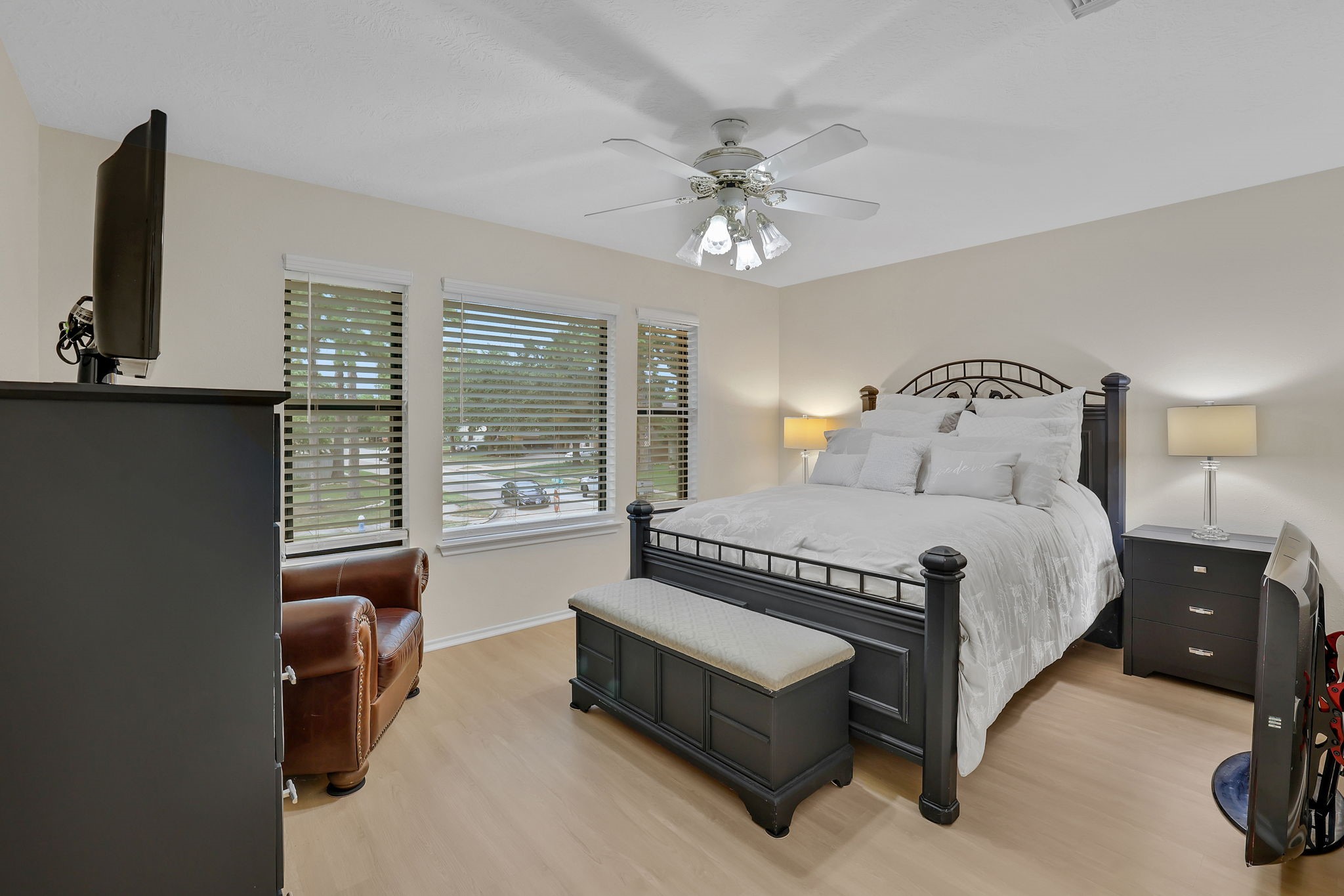13303 Raven Flight Drive Property Photo 33