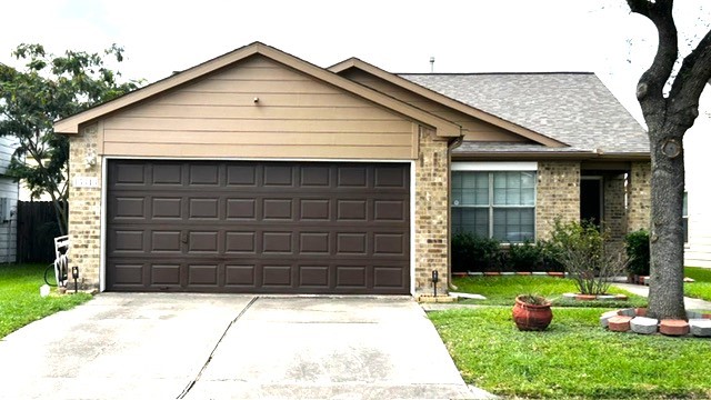 15414 Mission Forest Drive Property Photo 1
