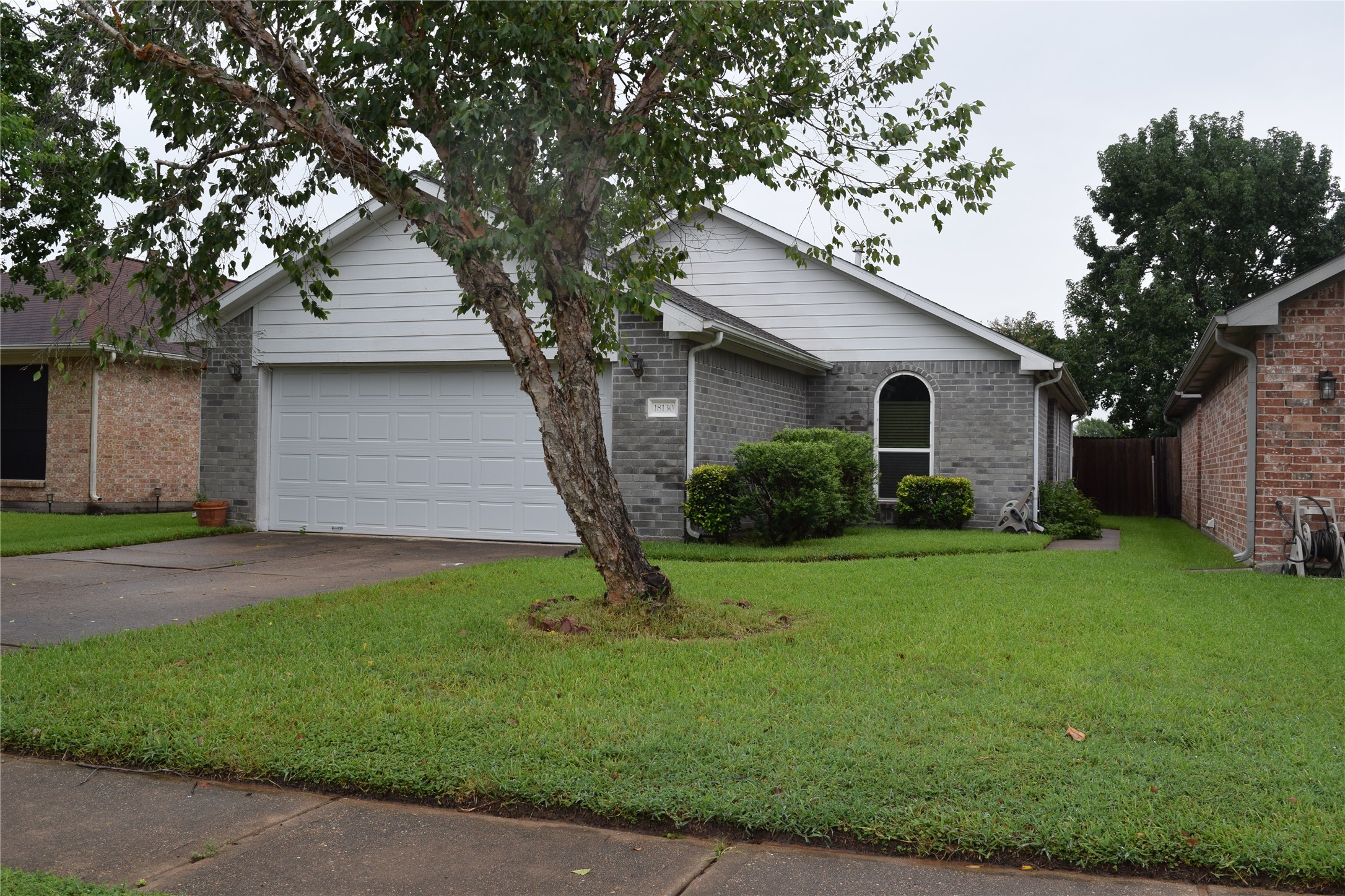 18130 Beaverdell Drive Property Photo 1