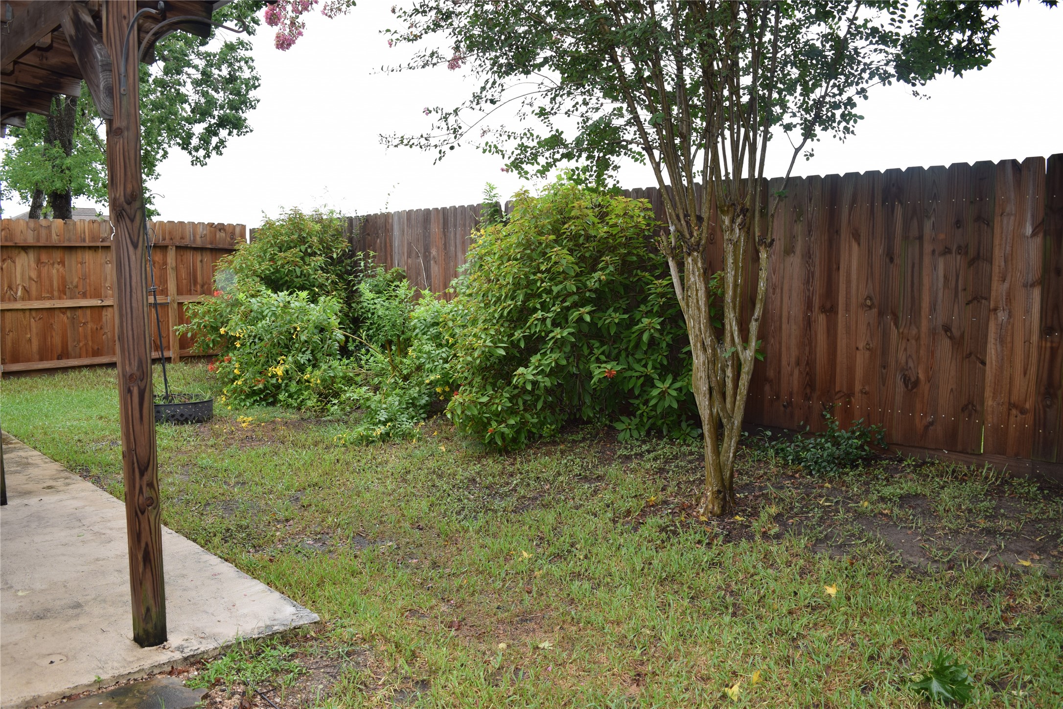 18130 Beaverdell Drive Property Photo 6