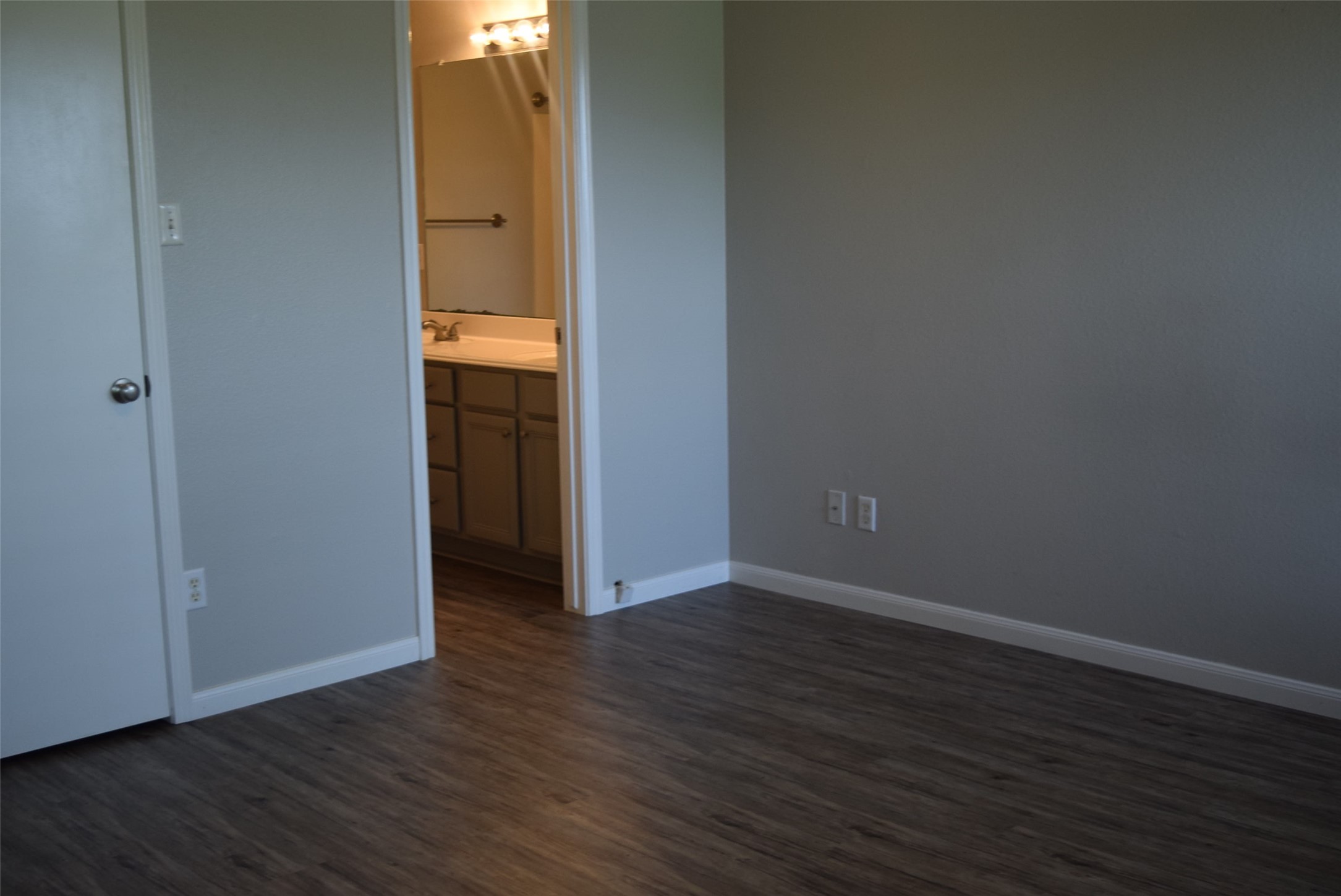 18130 Beaverdell Drive Property Photo 13
