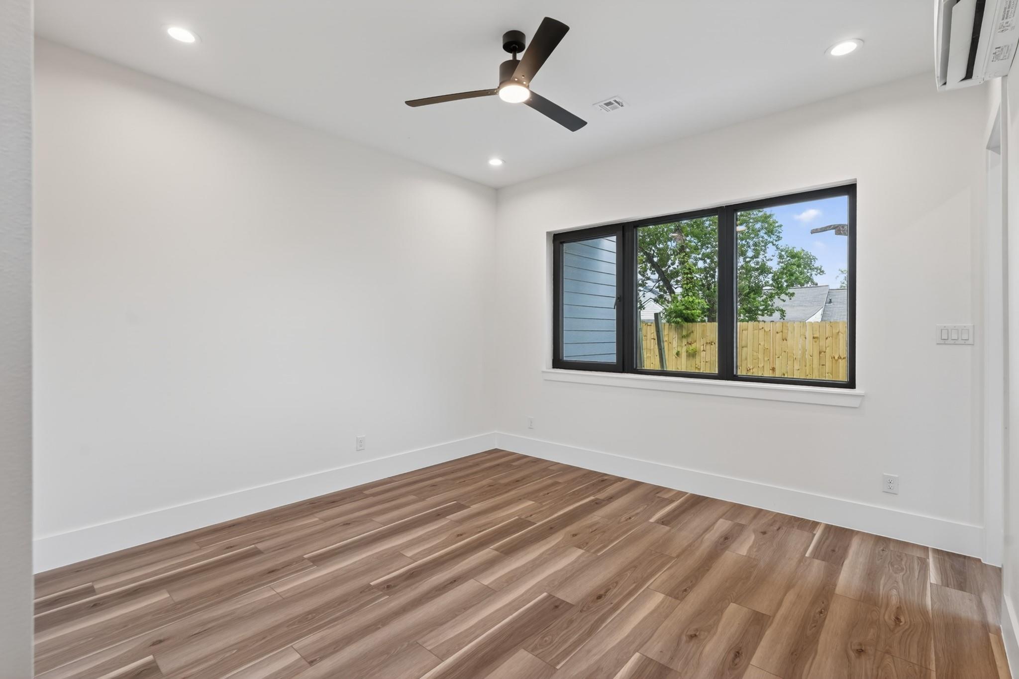 6822 Sidney Street A Property Photo 11