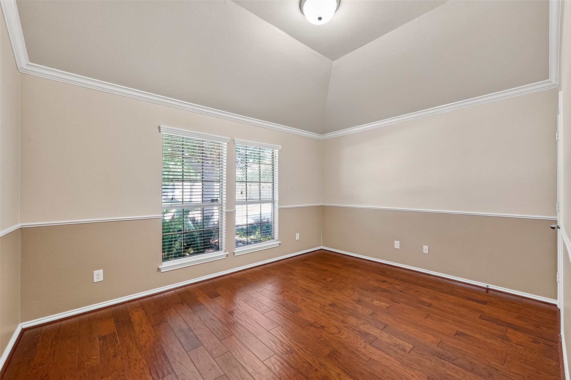13318 Orchard Harvest Drive Property Photo 4