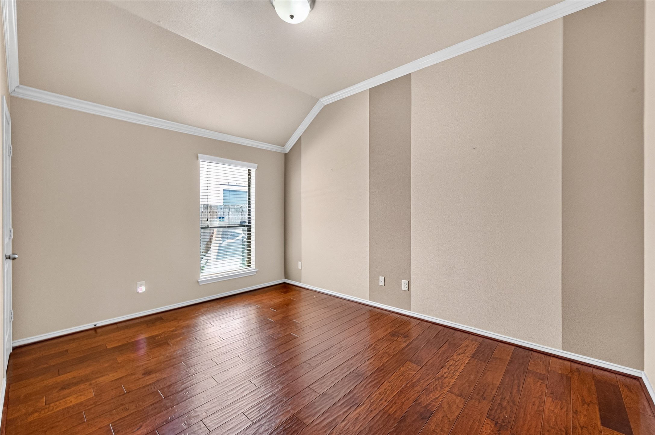 13318 Orchard Harvest Drive Property Photo 5