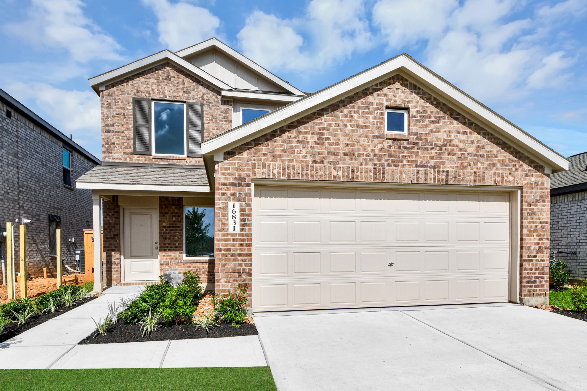 16831 Spotted Oak Drive Property Photo 1