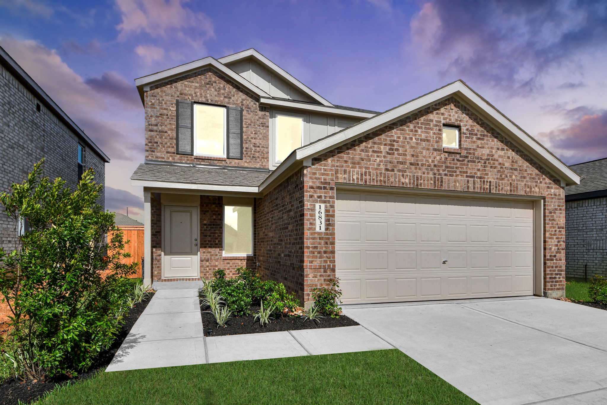 16831 Spotted Oak Drive Property Photo 2
