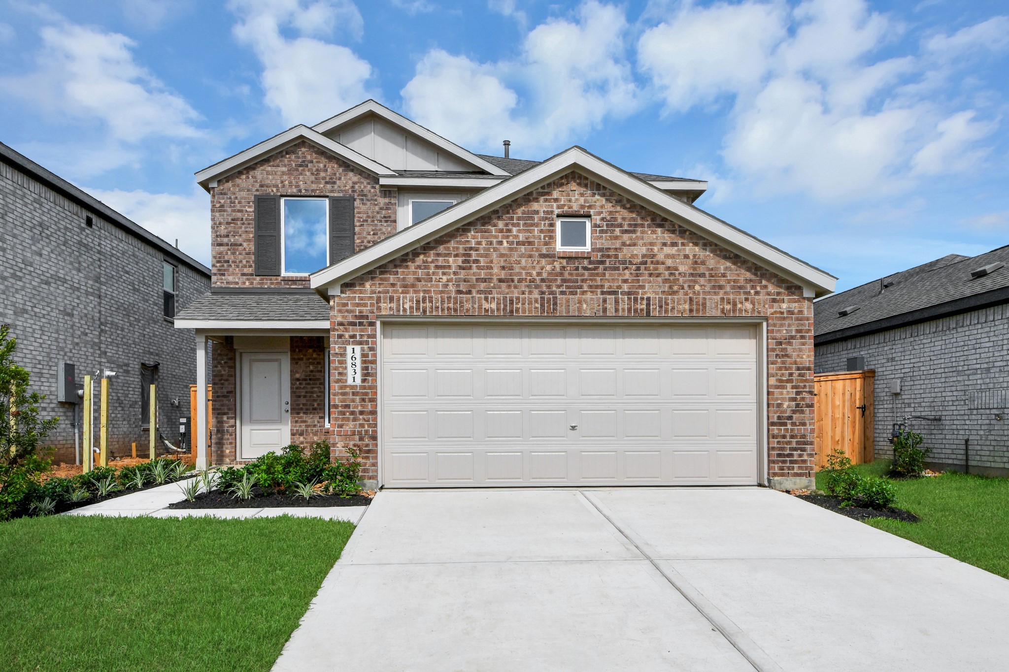 16831 Spotted Oak Drive Property Photo 7
