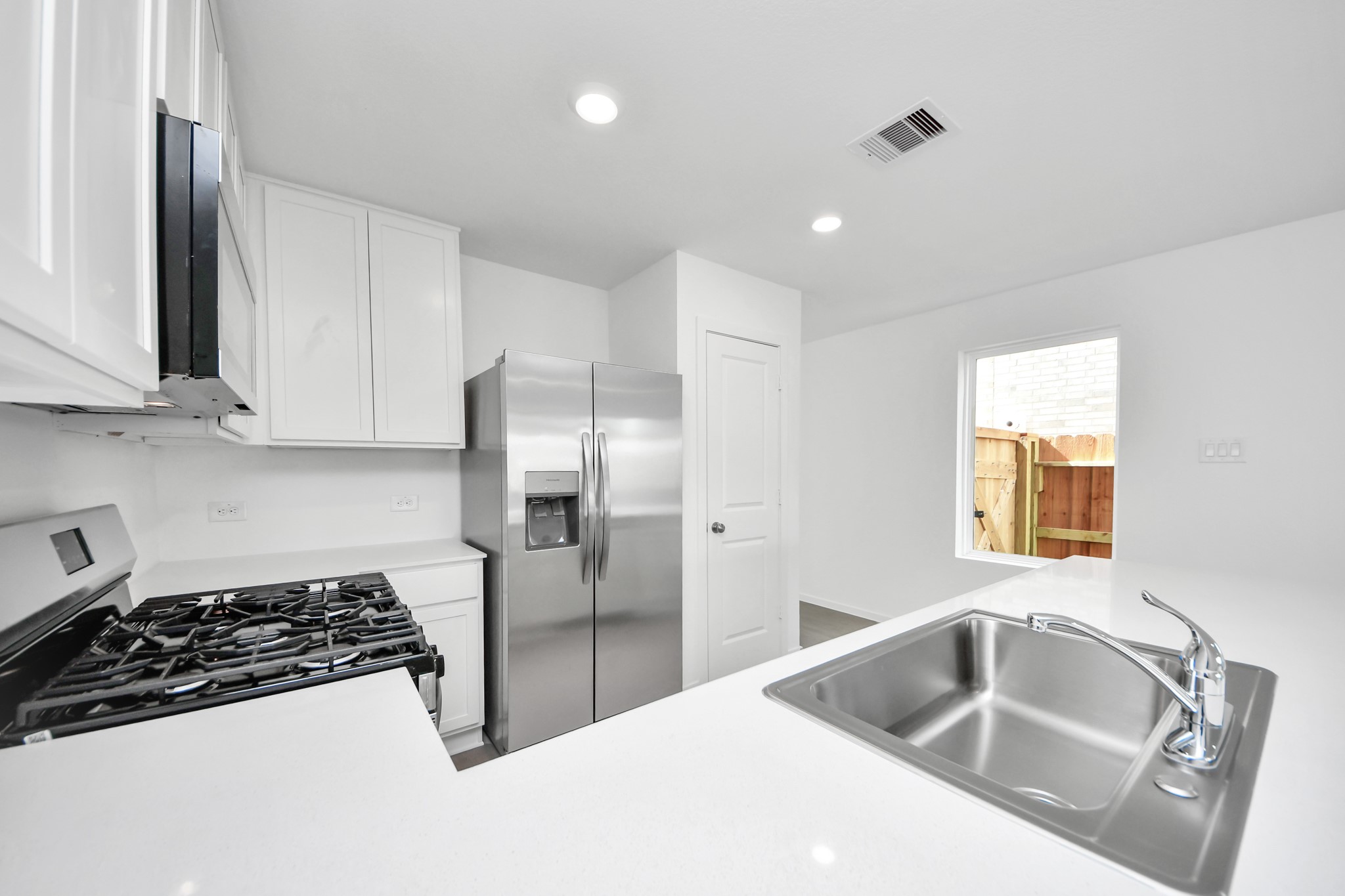 16831 Spotted Oak Drive Property Photo 18