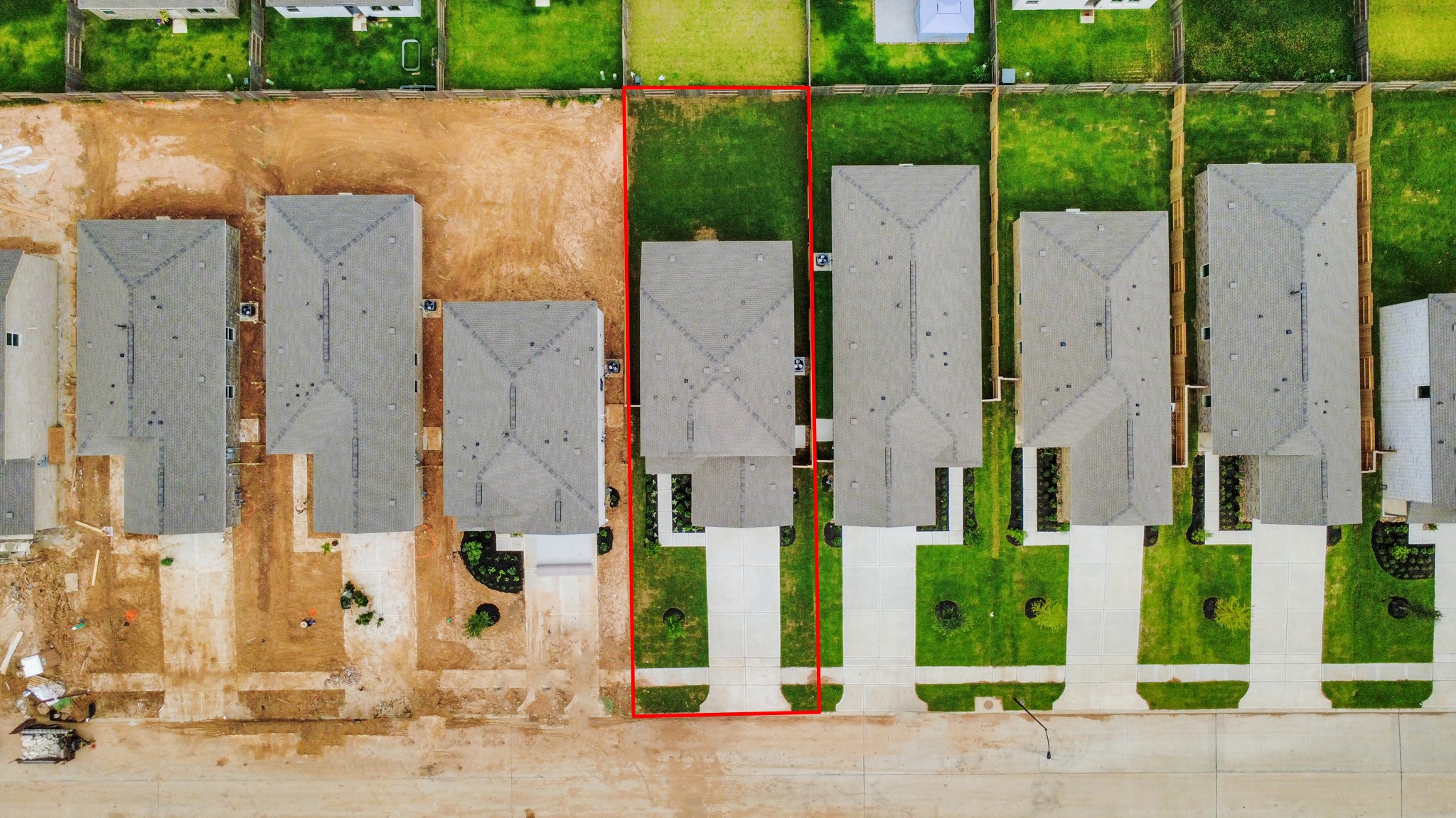 16831 Spotted Oak Drive Property Photo 38