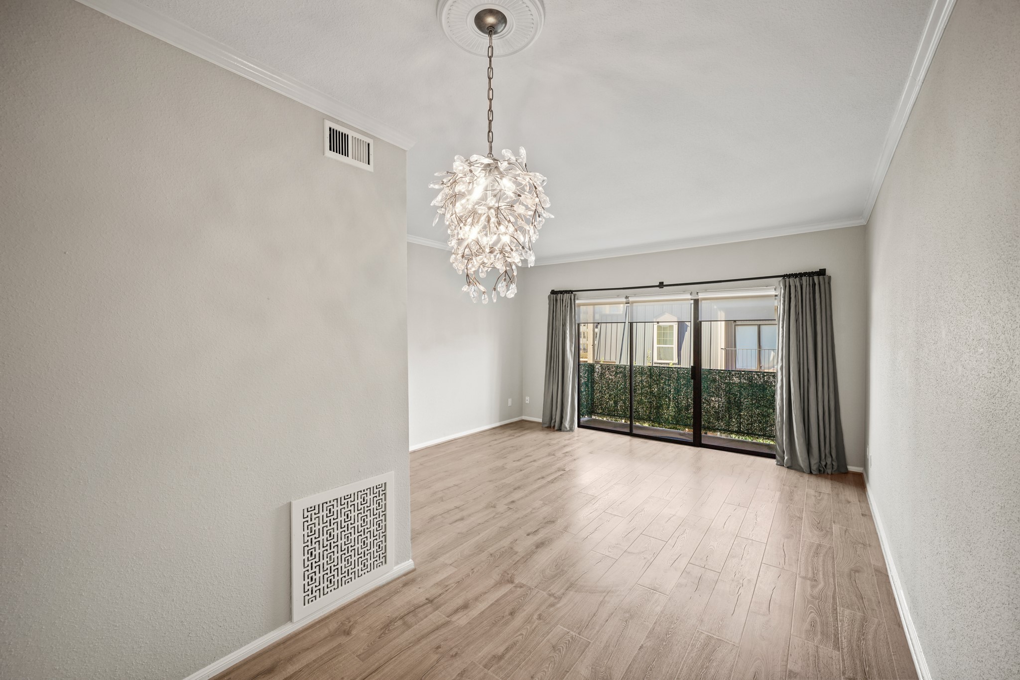 2475 Underwood Street 369 Property Photo 7