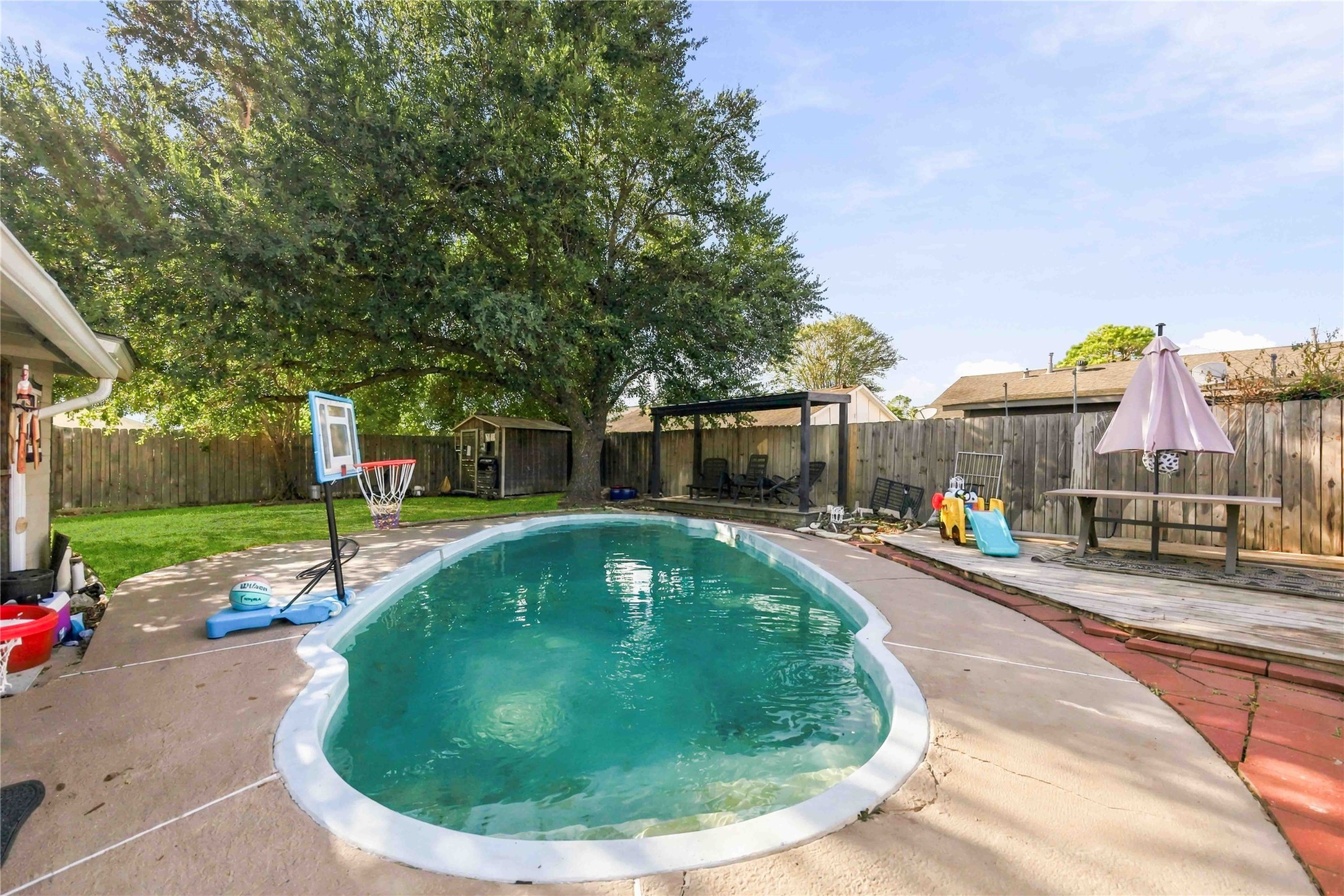 11507 Kirkvalley Drive Property Photo 9