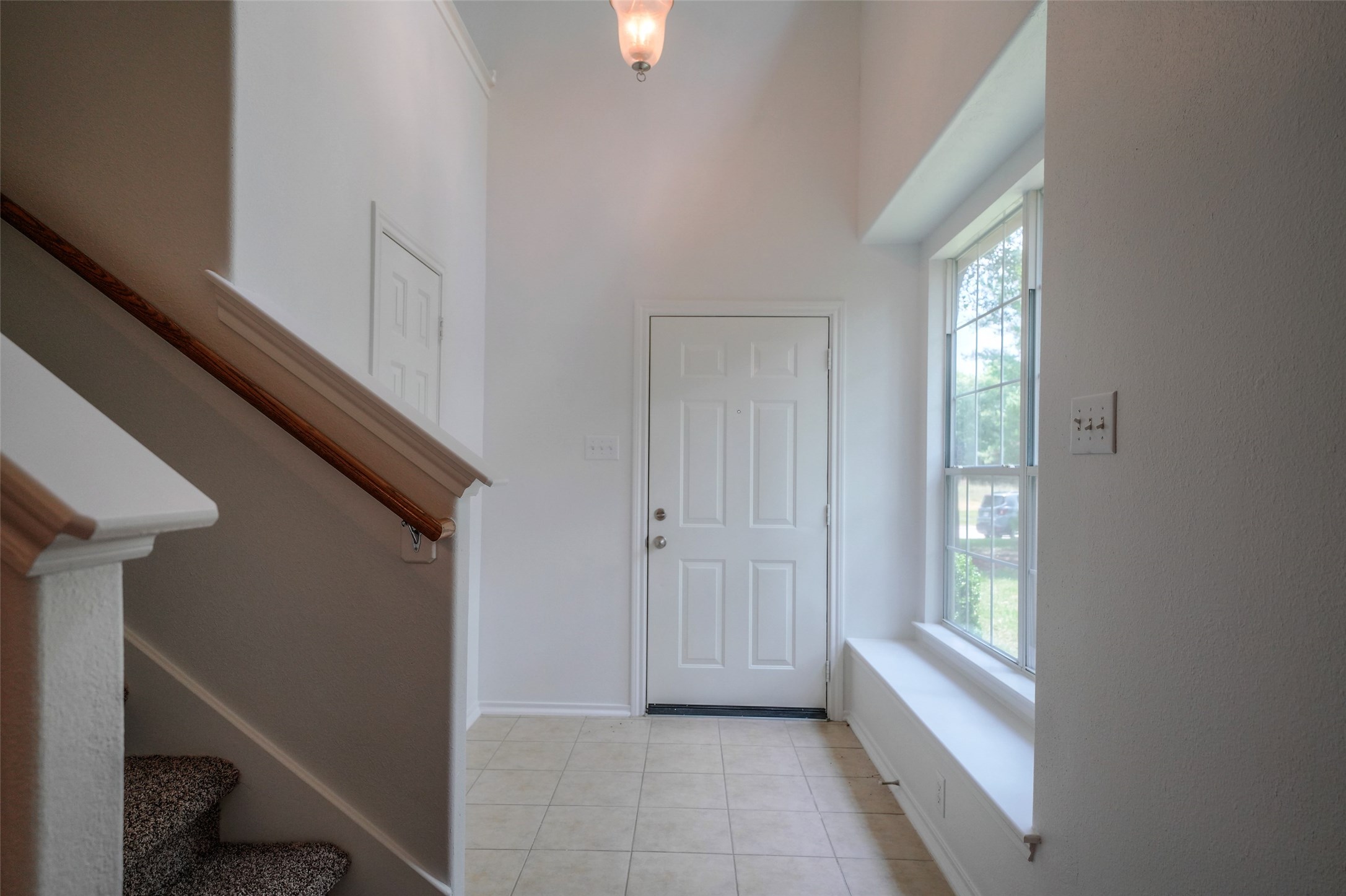 146 Silver Penny Drive Property Photo 3