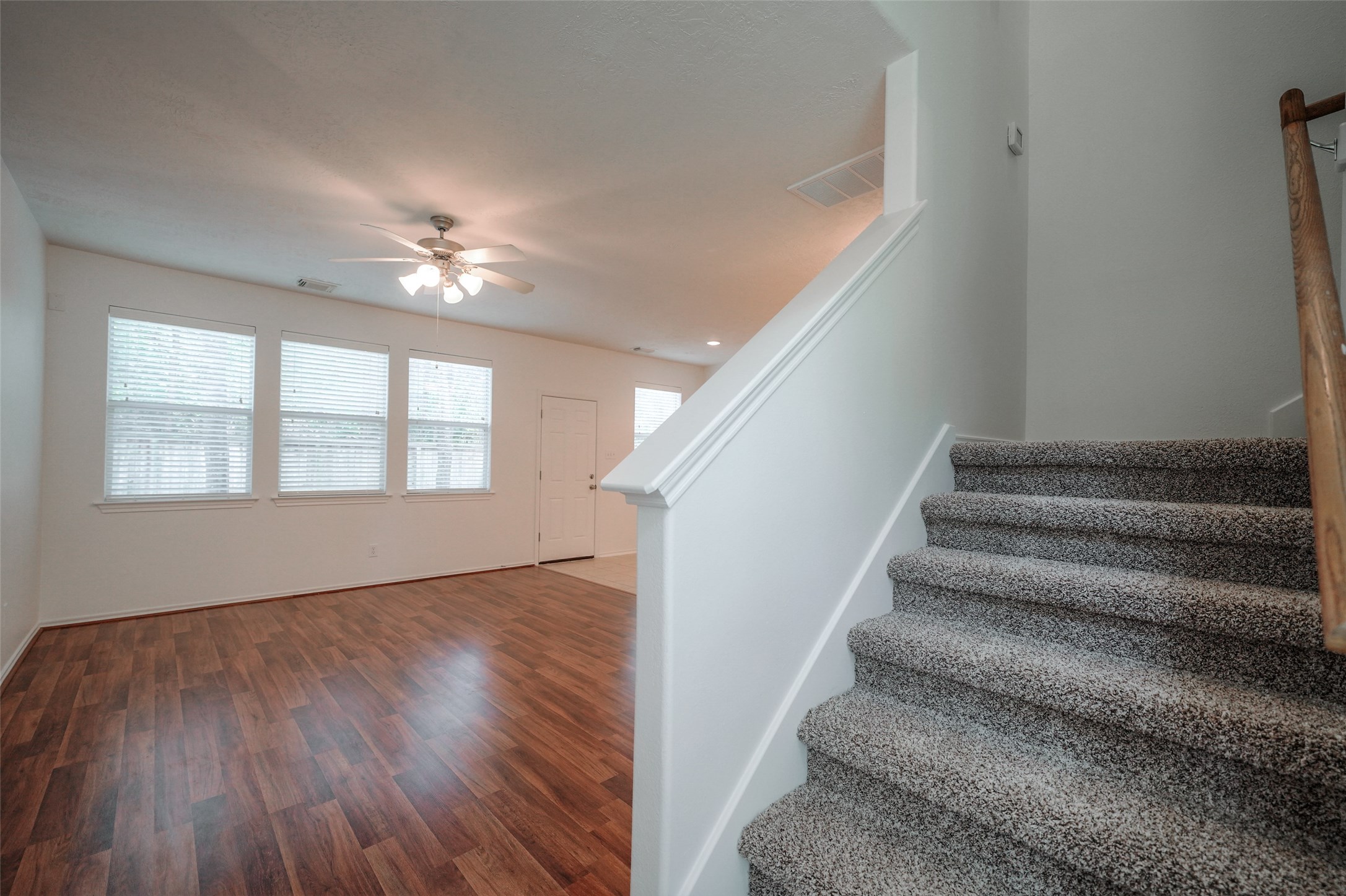146 Silver Penny Drive Property Photo 5