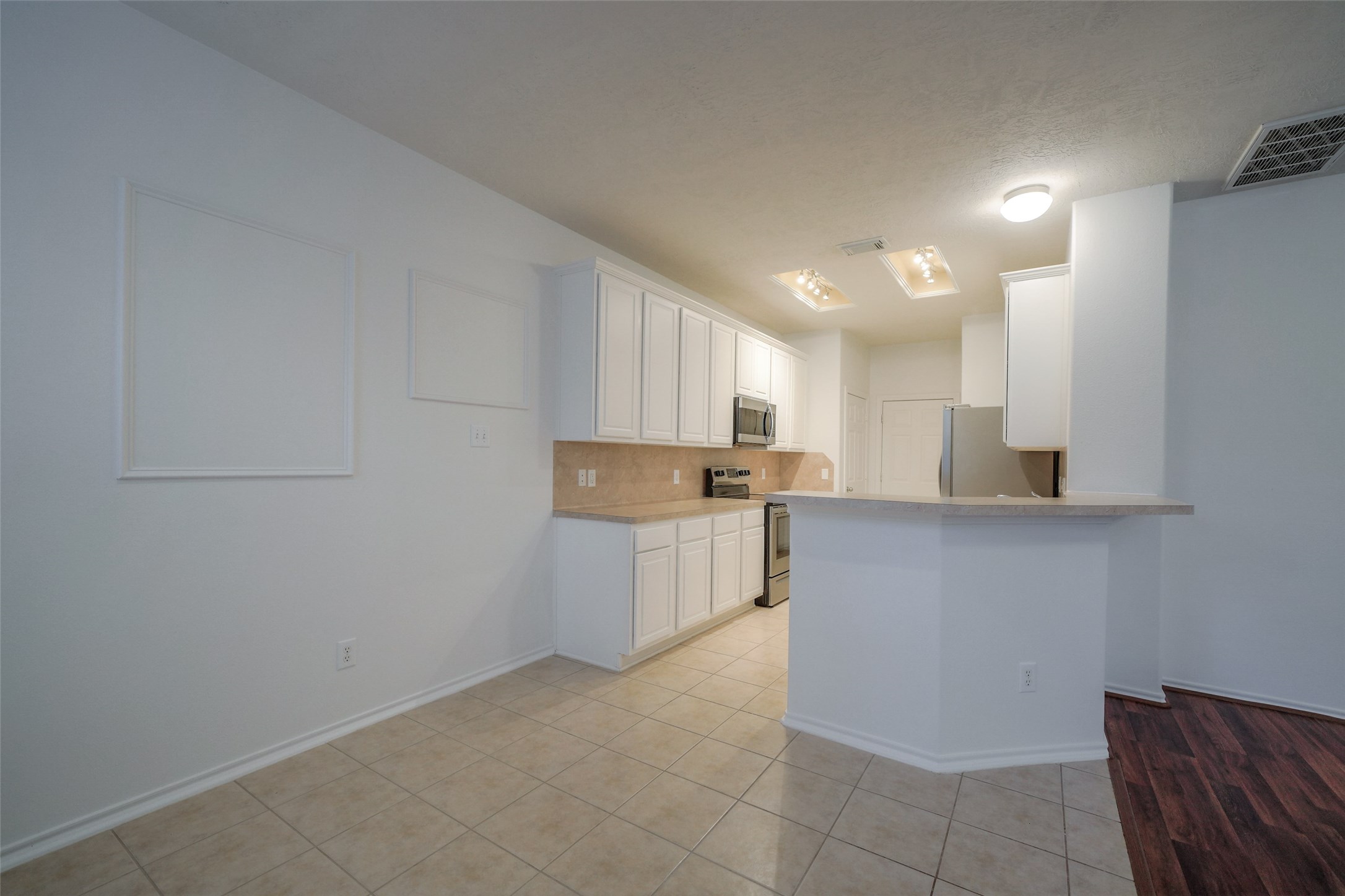 146 Silver Penny Drive Property Photo 12