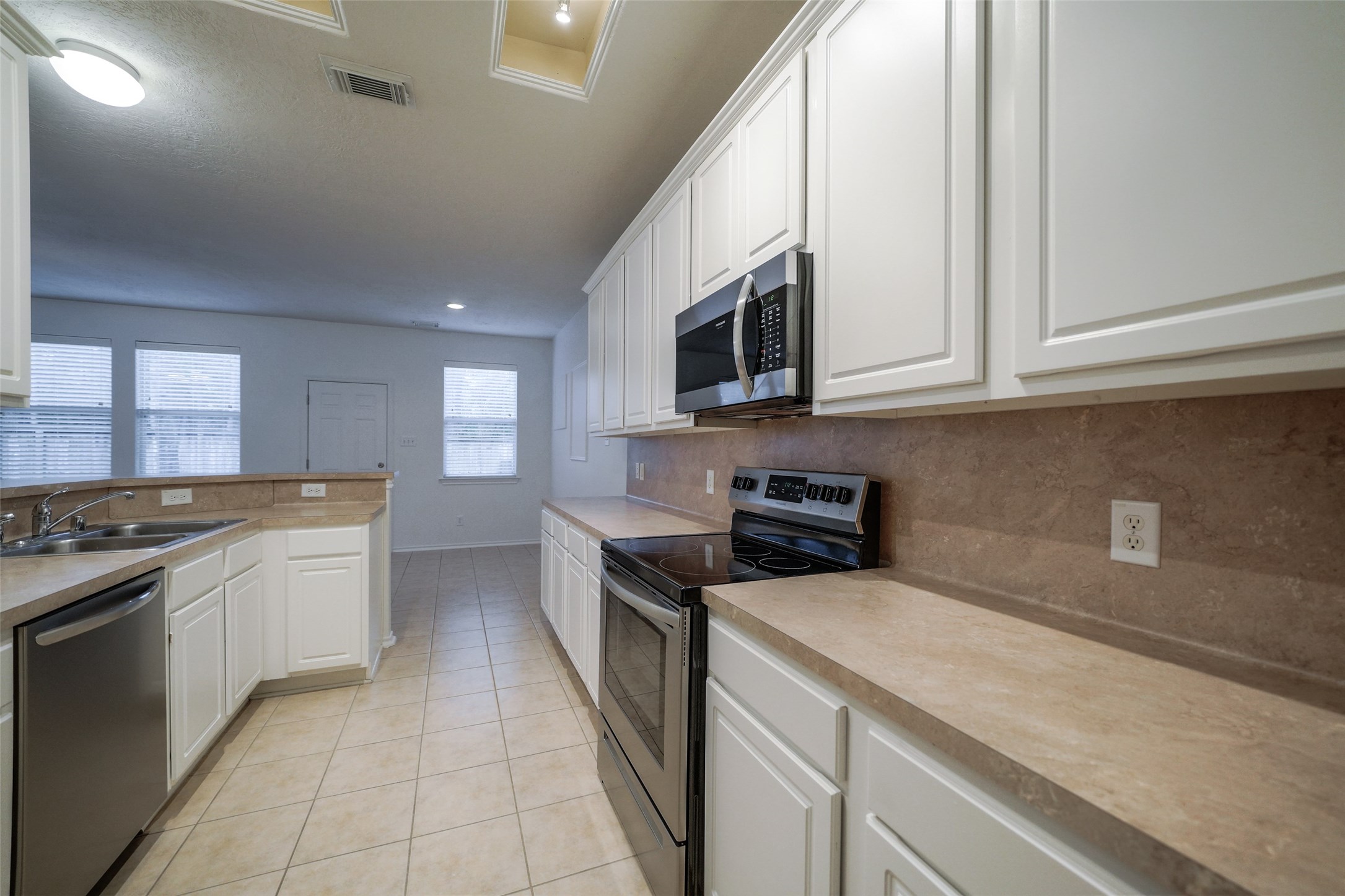 146 Silver Penny Drive Property Photo 18
