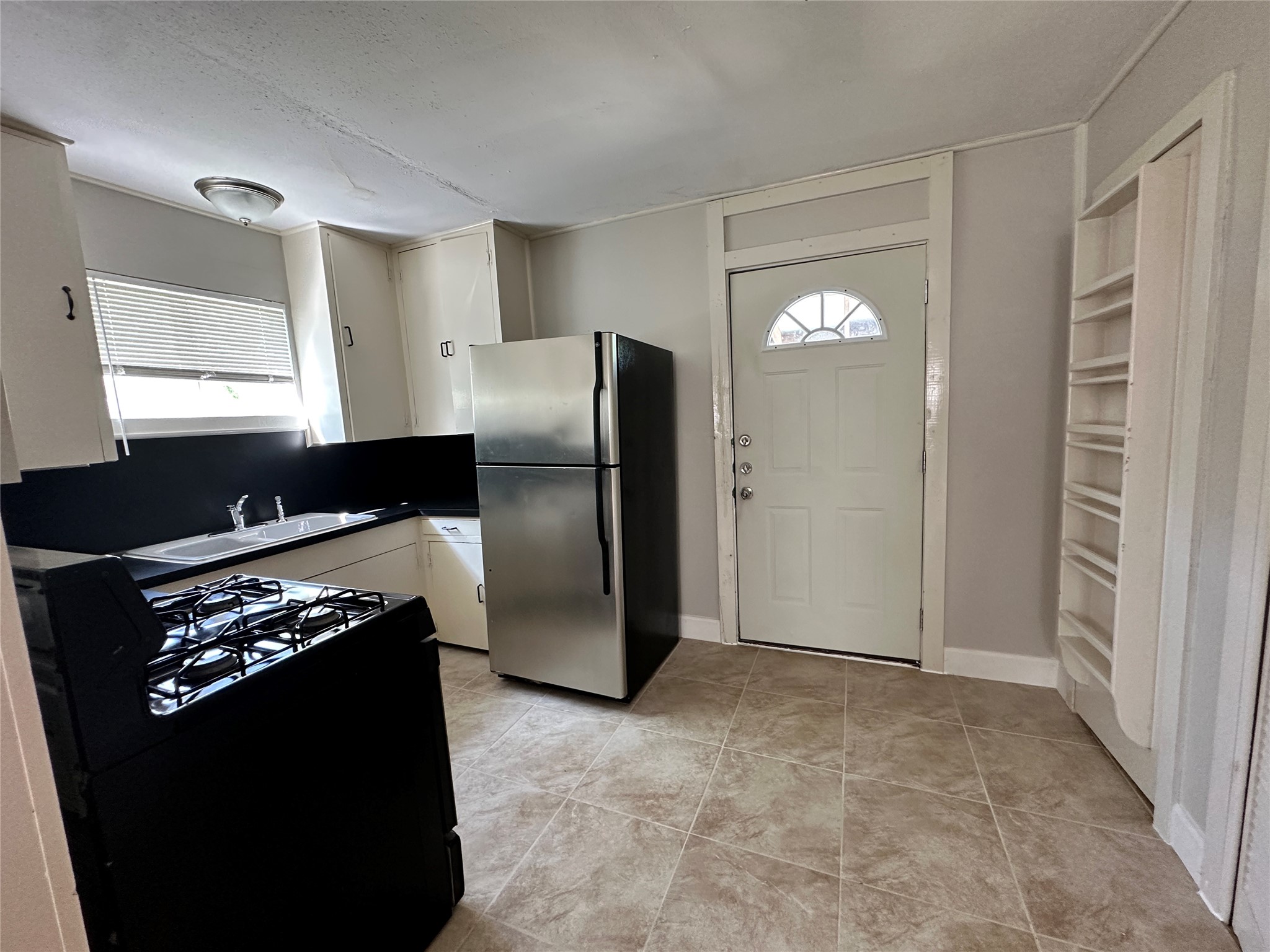 7110 Mchenry Street B-top Property Photo 2