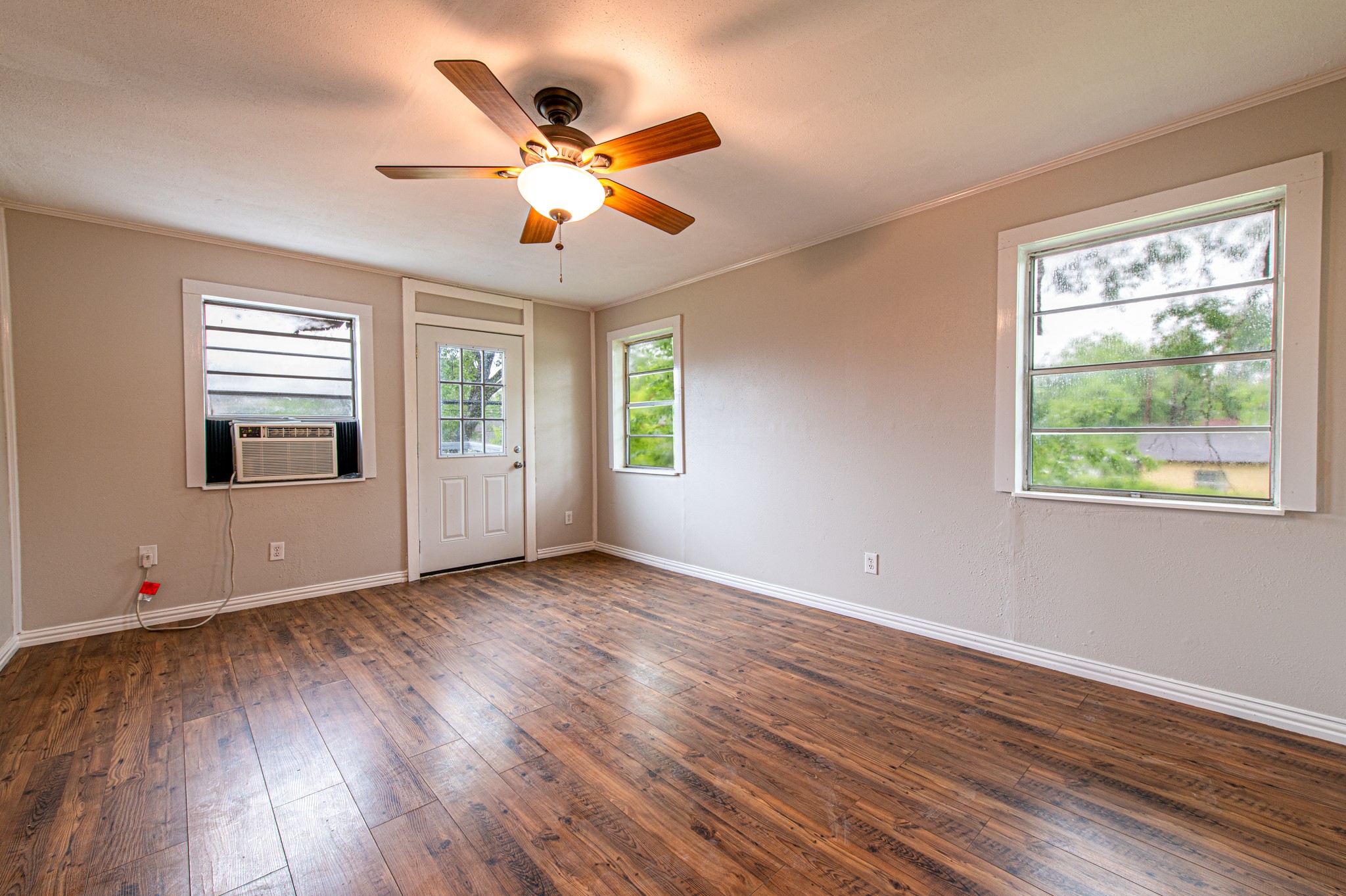 7110 Mchenry Street B-top Property Photo 4