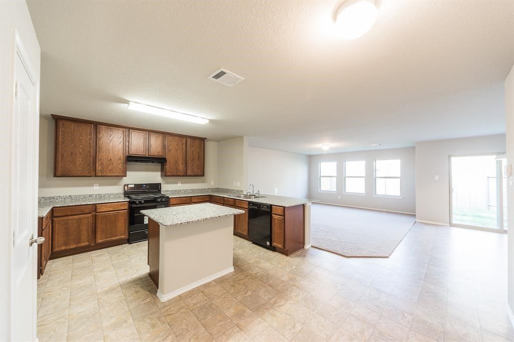 2534 Sandbar Shark Court Property Photo 5