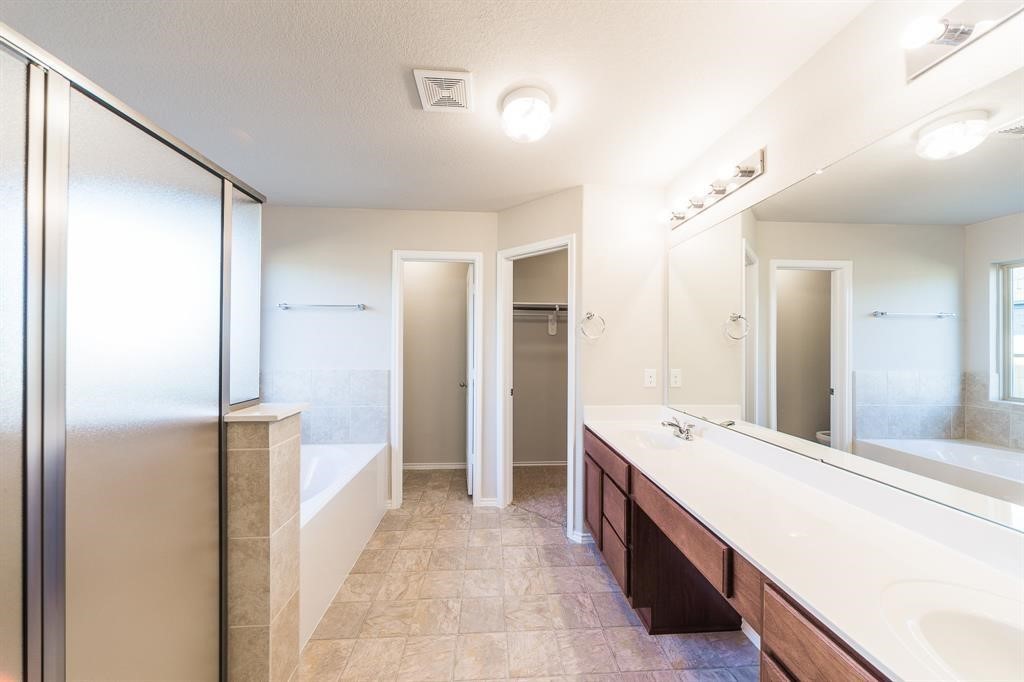 2534 Sandbar Shark Court Property Photo 11