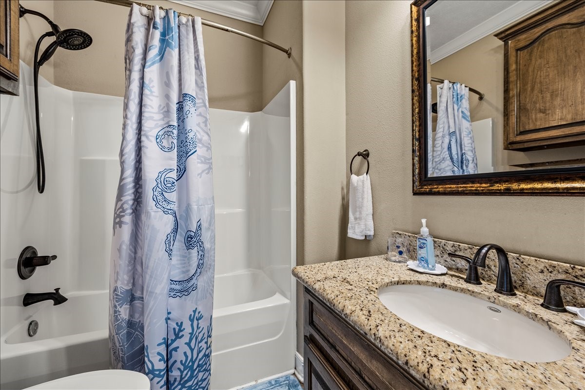 951 S Gateway Property Photo 36
