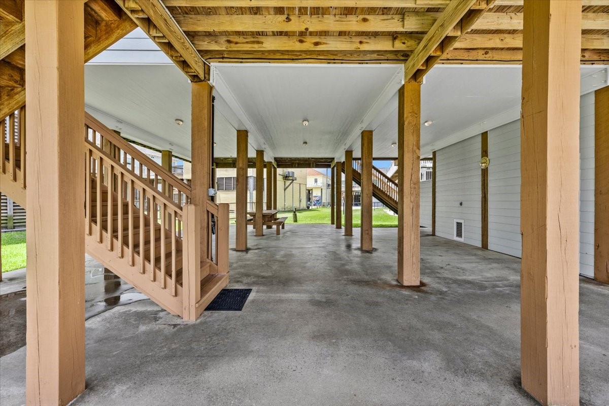 951 S Gateway Property Photo 39
