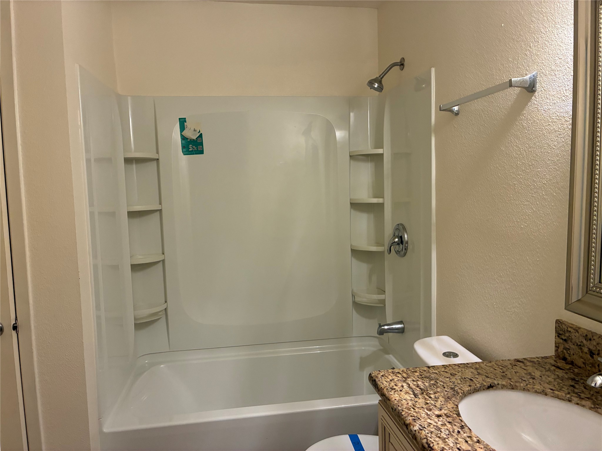 6401 Deihl Road 1011 Property Photo 11