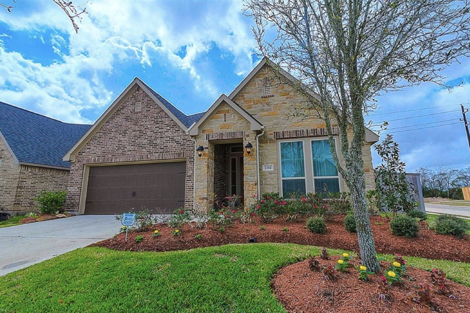 2302 Falcon Brook Drive Property Photo 1