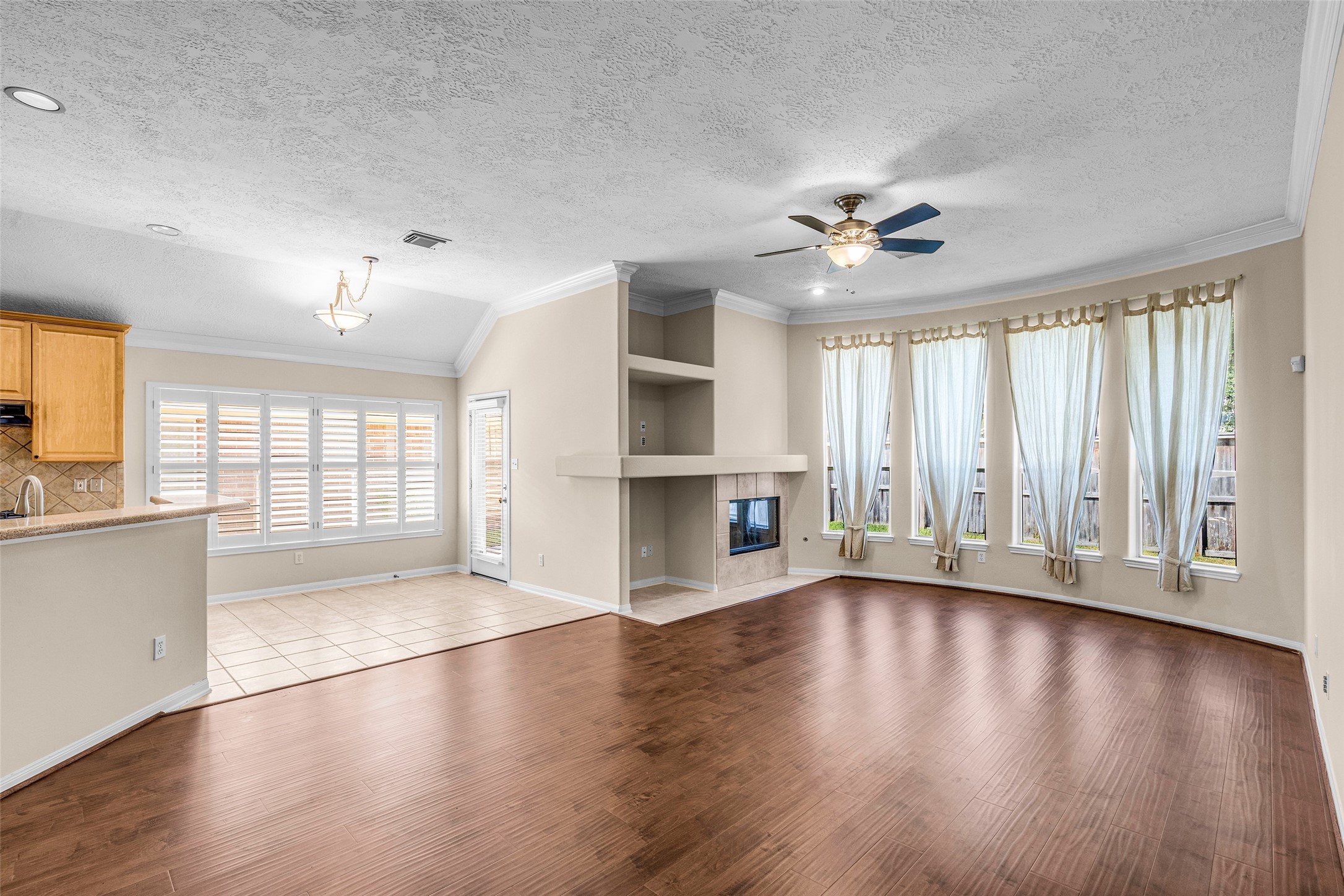 1131 Sienna Hill Drive Property Photo 2
