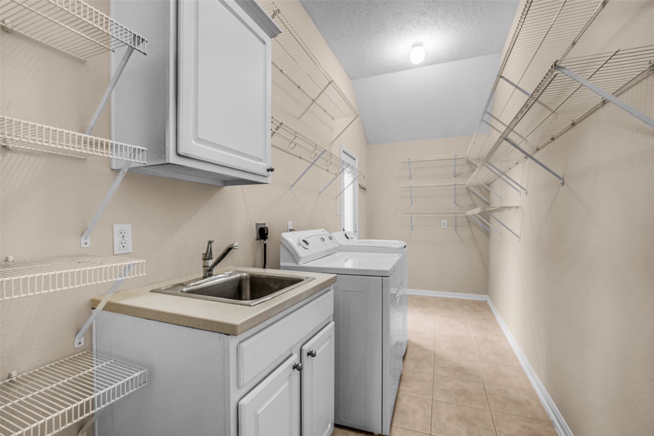 1131 Sienna Hill Drive Property Photo 11