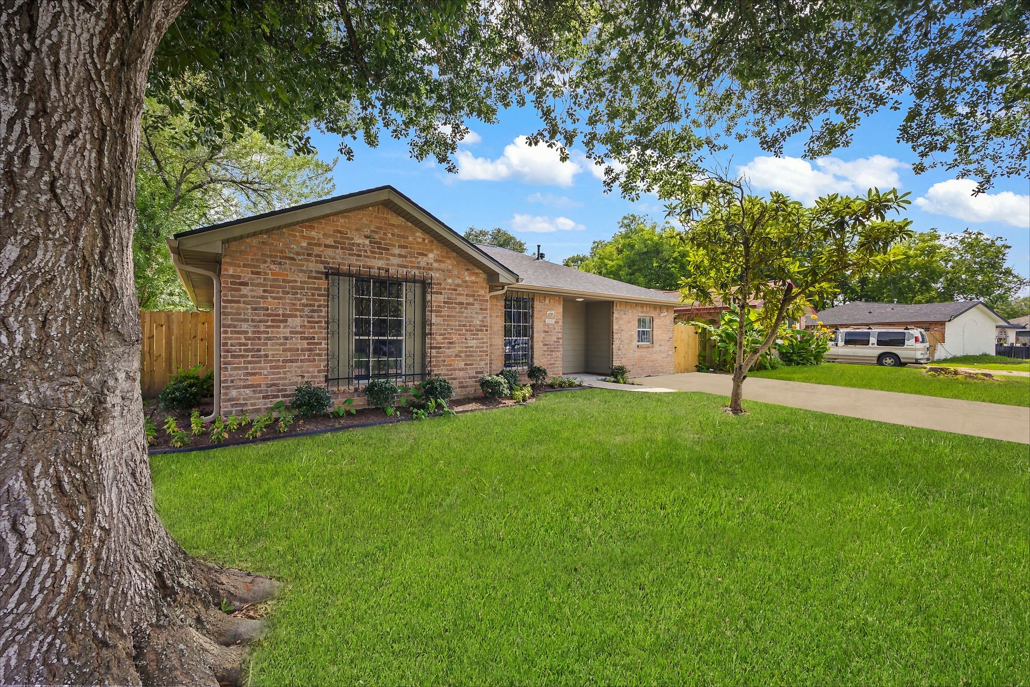 5115 Beechaven Street Property Photo 25