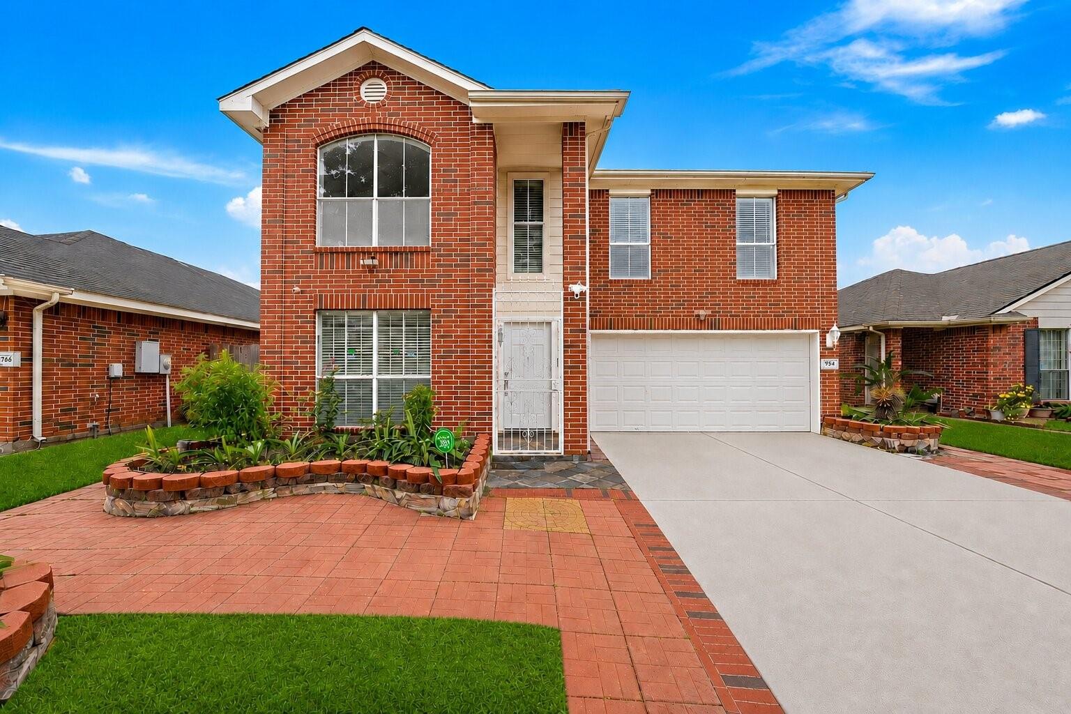 9742 Kingsville Park Drive, Houston Tx 77083 Property Photo 1