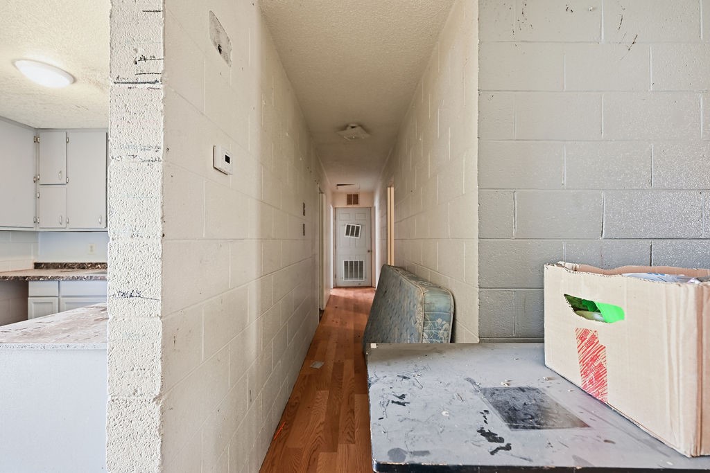508 Kenneth Ave S Property Photo 3